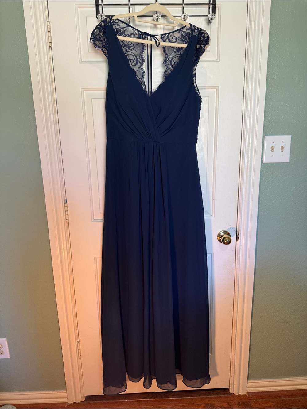 Navy Lace Cap-Sleeve Maxi Dress with V-Neck